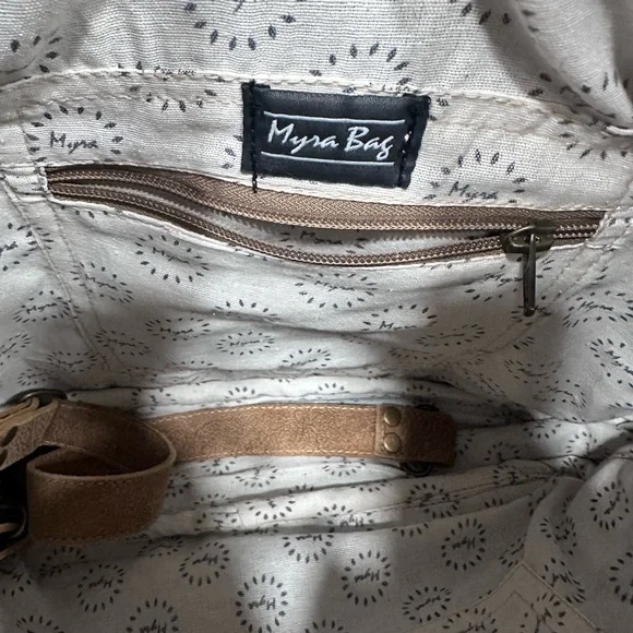 Myra Bag Tan and Cream Leather Tote - Picture 4 of 5
